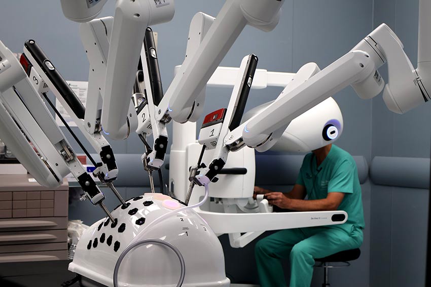 da Vinci 5 Robotic Surgery | St. Joseph's/Candler | St. Joseph's