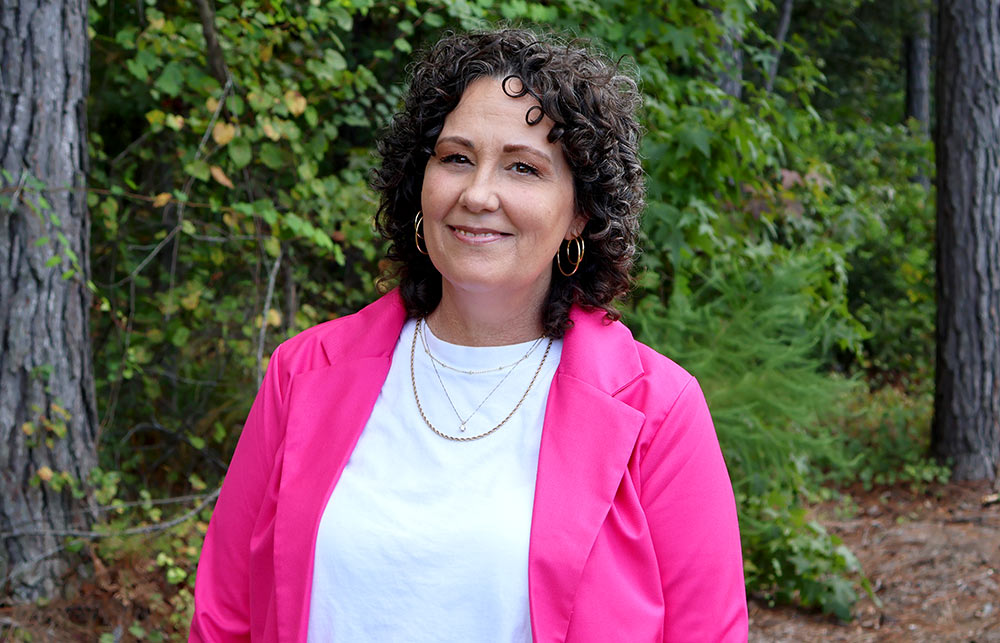 Breast cancer survivor Jennifer Pelletier