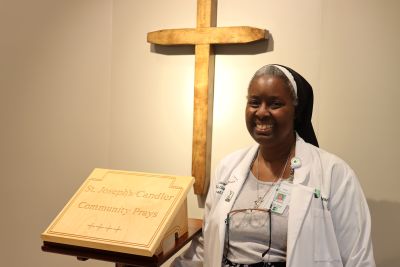 Sr. Donna Banfield in the chapel at the SJ/C Bluffton Campus