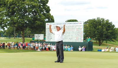 Golfer Gene Sauers