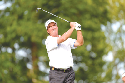 Golfer Gene Sauers