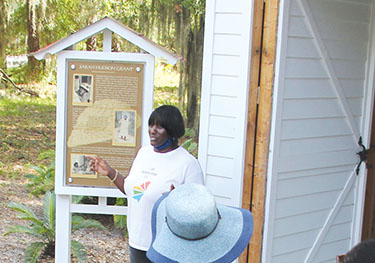 Sallie Ann Robinson giving a tour